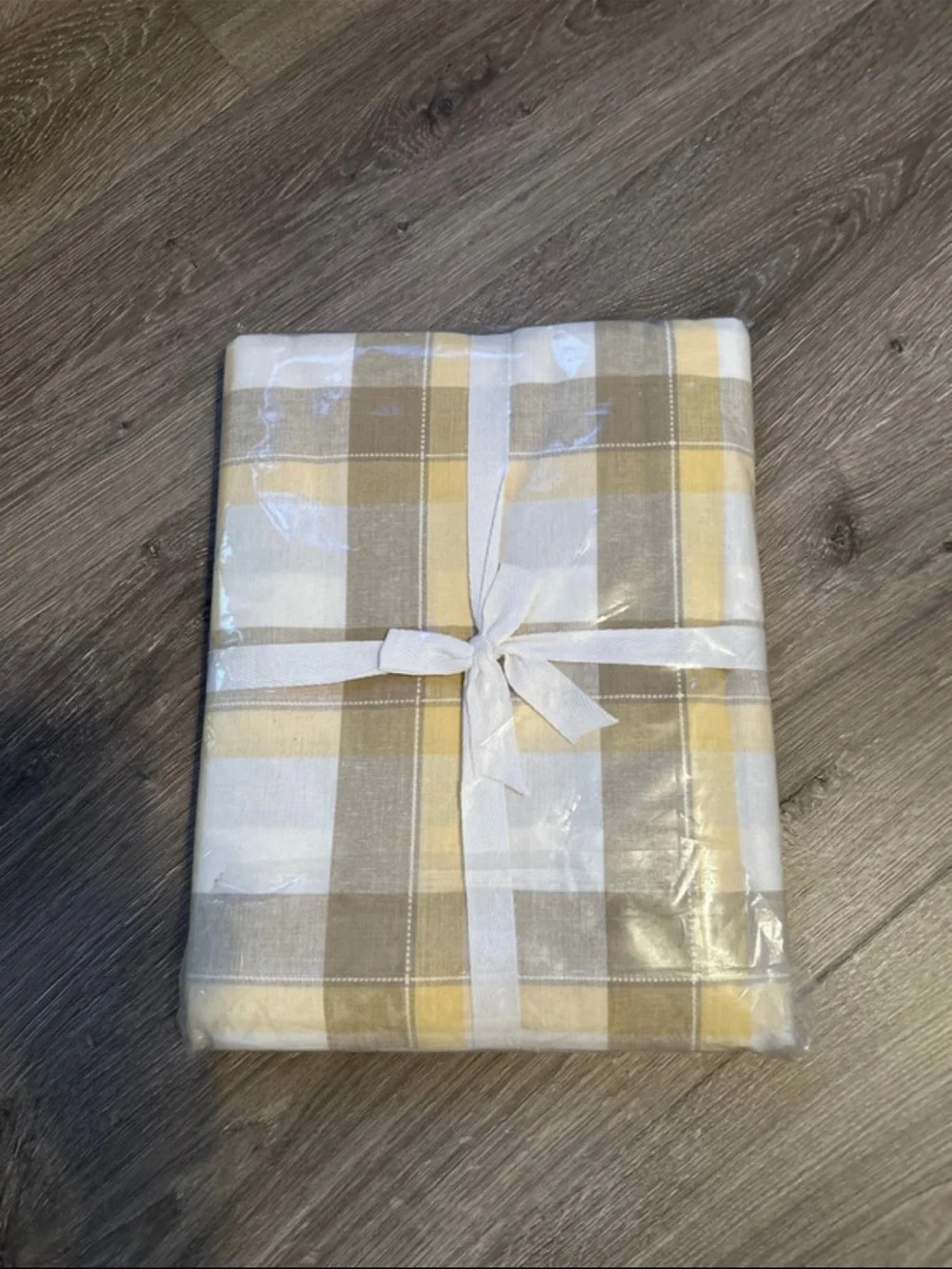 100% cotton tablecloth